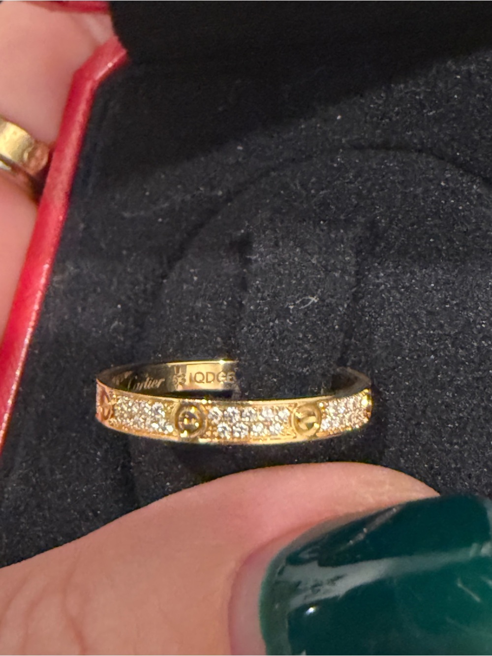 Authentic Cartier LOVE ring, mini model, pavé: 18K yellow gold, about72 diamonds - Picture 6 of 11